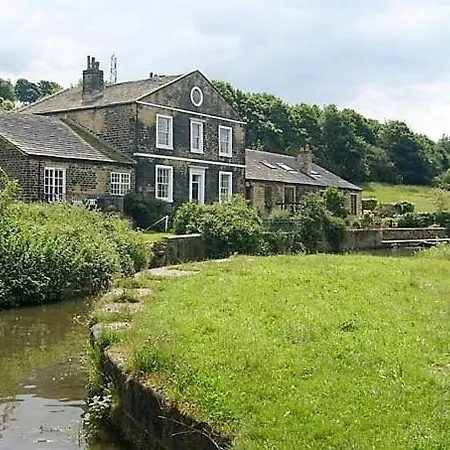 -F5Gh- For Relaxed & Cosy Stay, Free Parking, Wifi Leeds  Exterior photo