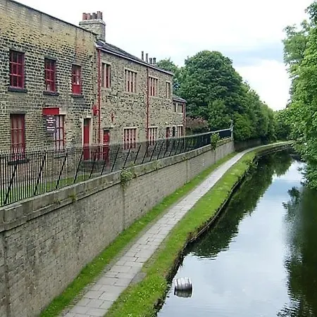 -F5Gh- For Relaxed & Cosy Stay, Free Parking, Wifi Leeds  Exterior photo